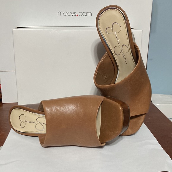 Jessica Simpson - Picture 5 of 5